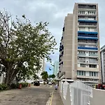 Studio 3 Minutes To The Airport Free Parking Pool