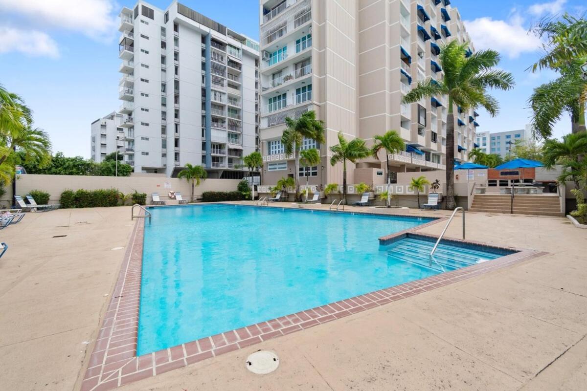 3 Minutes To The Airport Free Parking Pool