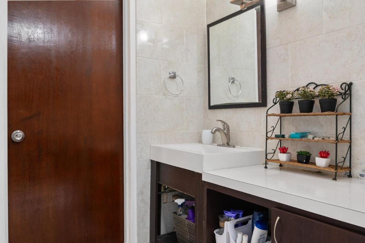 3 Minutes To The Airport Free Parking Pool Apartamento San Juan